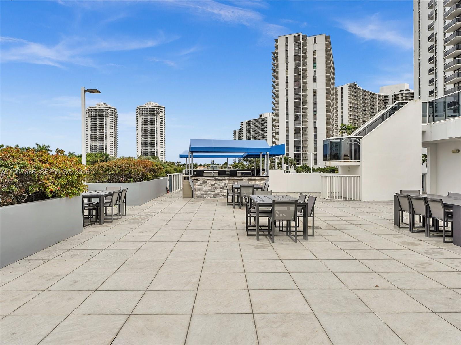 Photo of 3675 Country Club Dr  #609, Aventura, Florida, 33180 - 