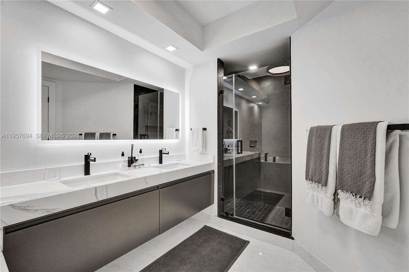 Photo of 20281 Country Club Dr  #1503, Aventura, Florida, 33180 - 