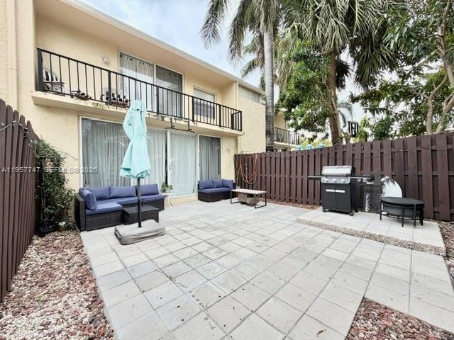 Photo of 2203 7th St  #14, Hallandale Beach, Florida, 33009 - 