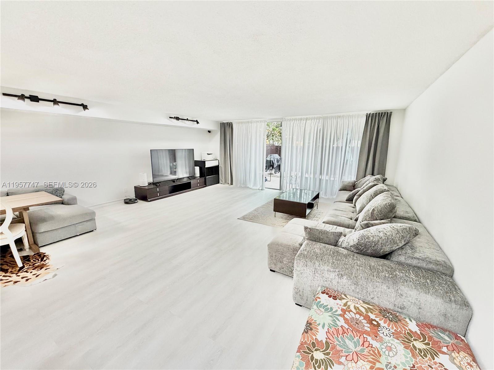 Photo of 2203 7th St  #14, Hallandale Beach, Florida, 33009 - 