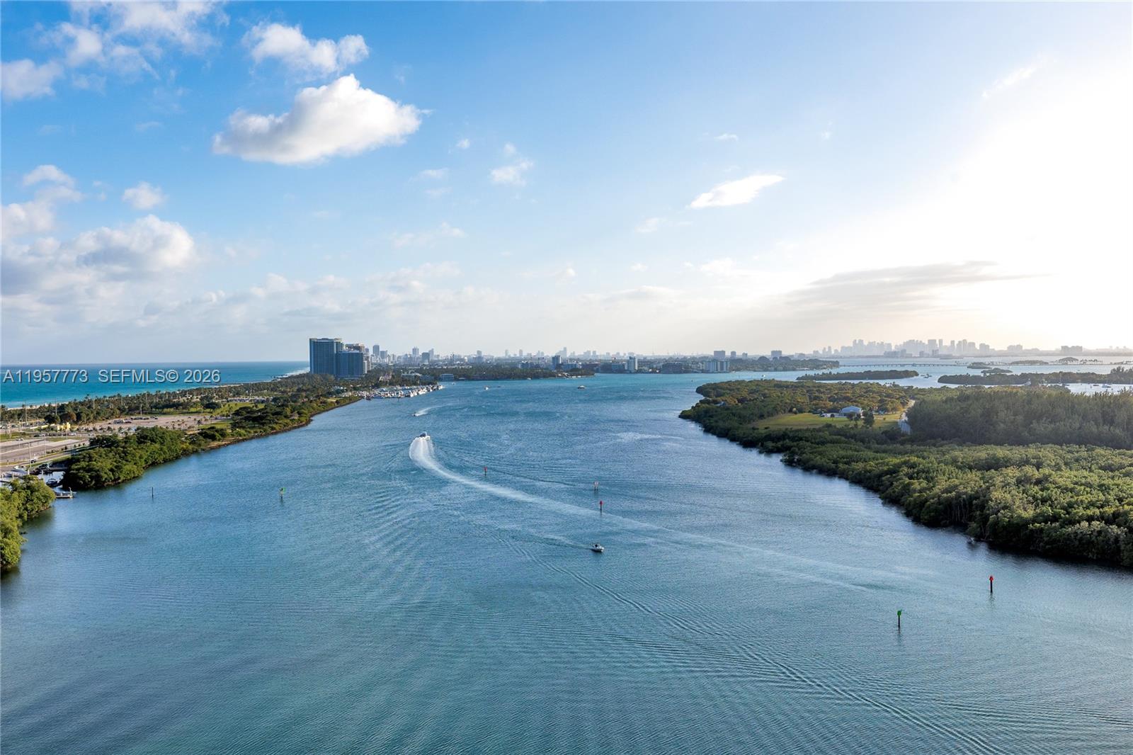 Подробнее PH-06 3 / 3 1570 кв.футов $ 2026-02-03 0 Фото