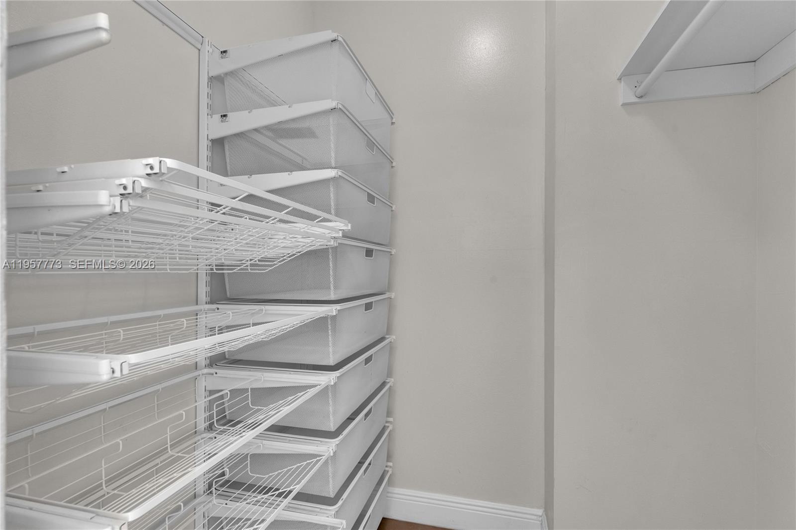 Подробнее PH-06 3 / 3 1570 кв.футов $ 2026-02-03 0 Фото