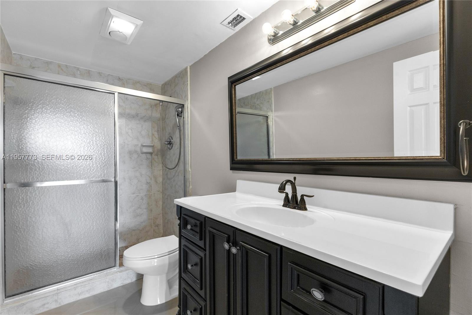 Подробнее PH-06 3 / 3 1570 кв.футов $ 2026-02-03 0 Фото