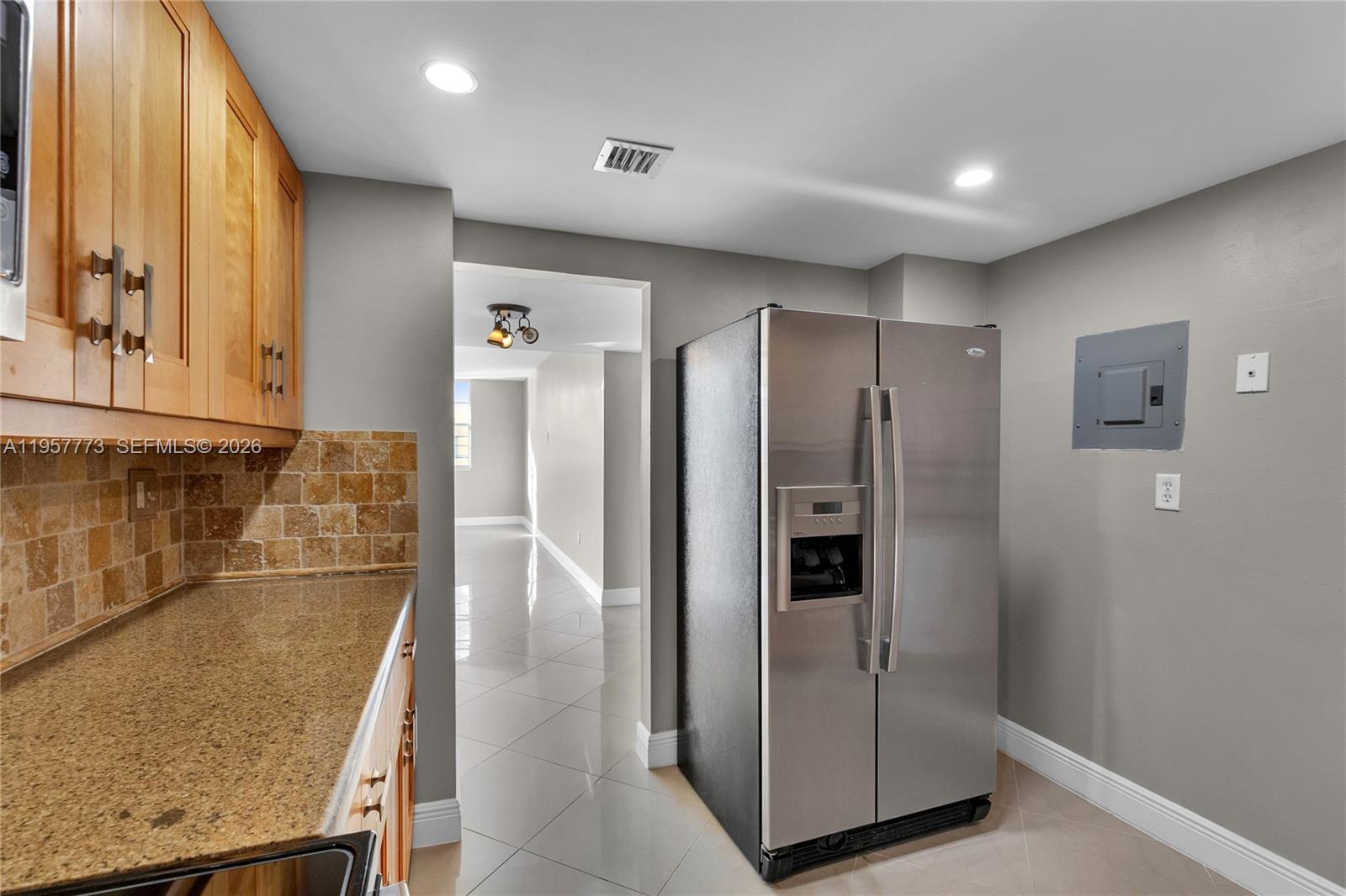 Подробнее PH-06 3 / 3 1570 кв.футов $ 2026-02-03 0 Фото