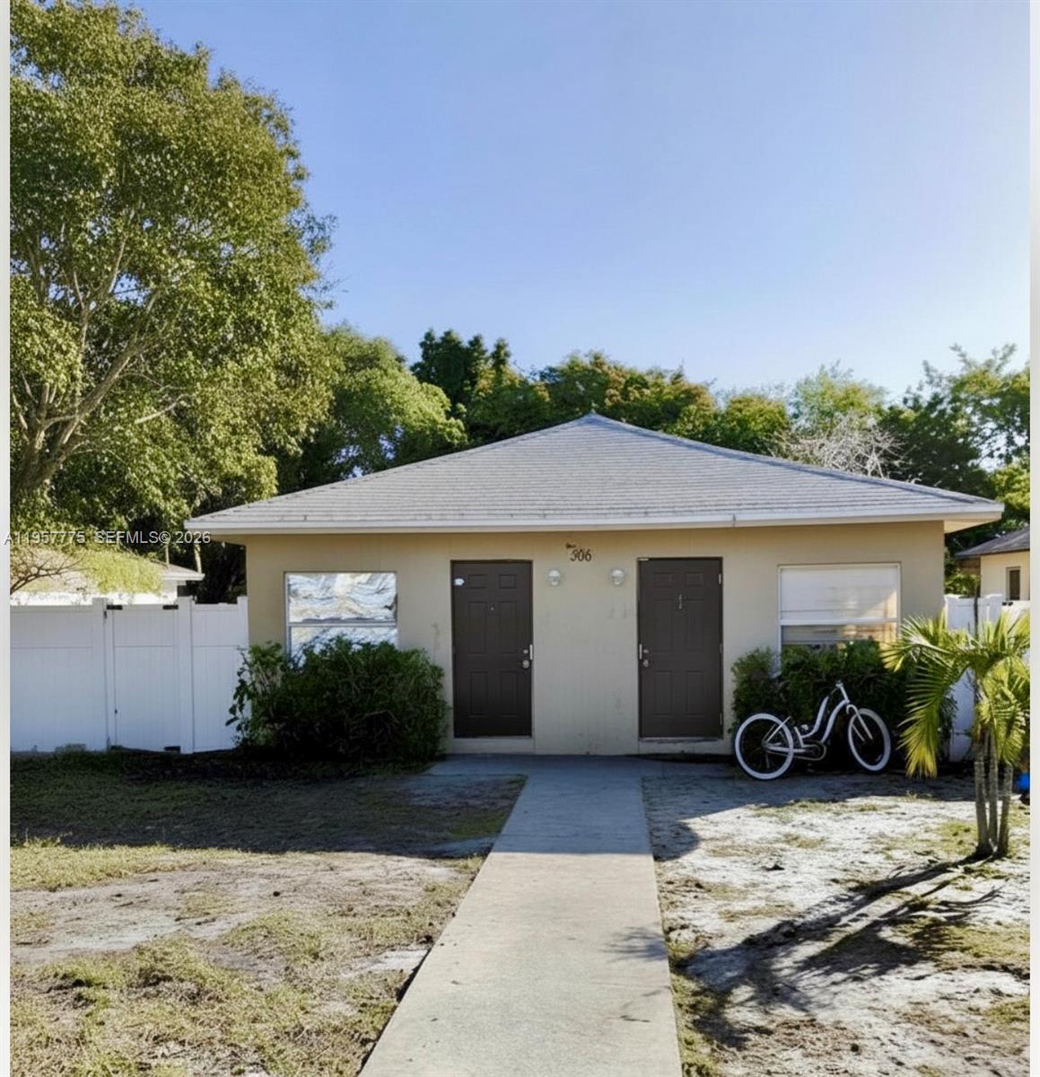   /  1005 sq. ft. $ 2026-02-03 0 Photo