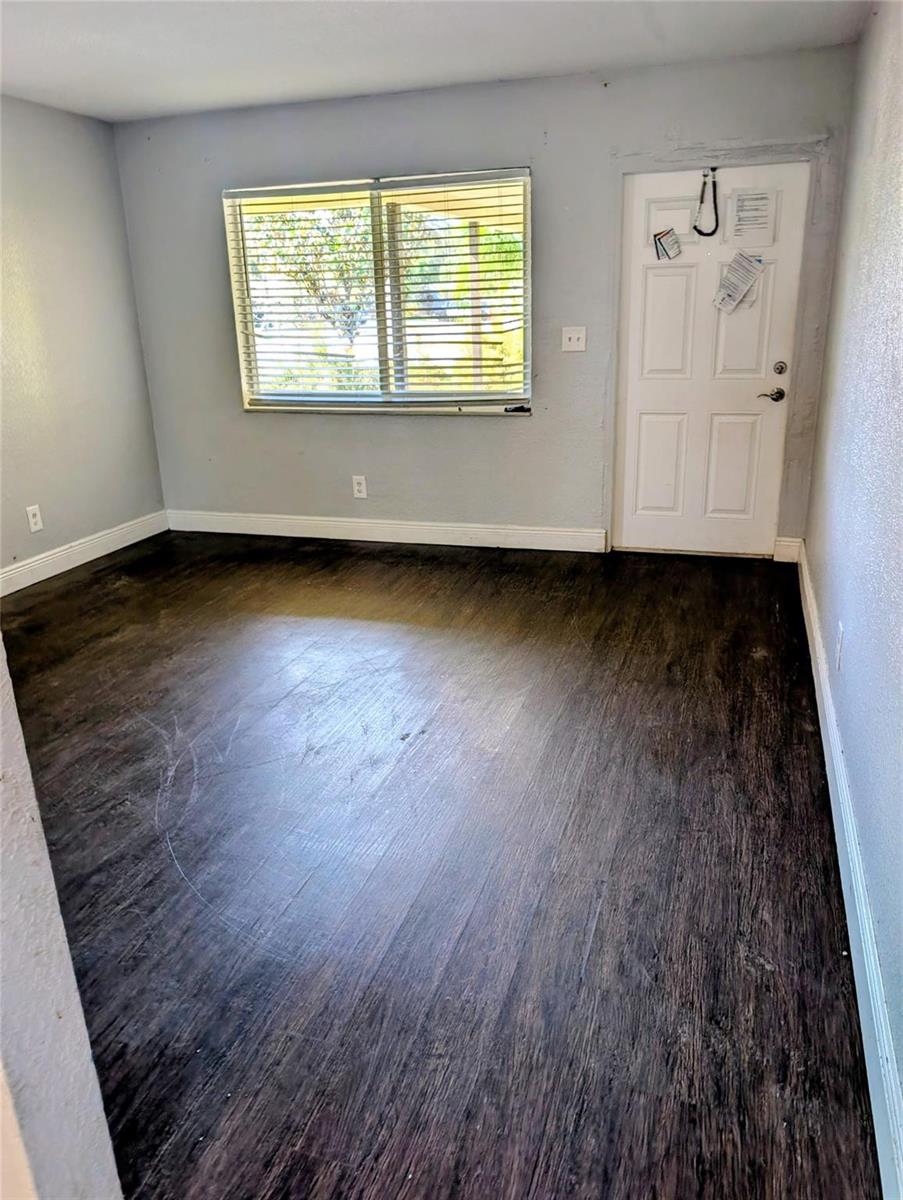 Ver detalles / 0 2103 sq. ft. $ 2026-05-29 0 foto
