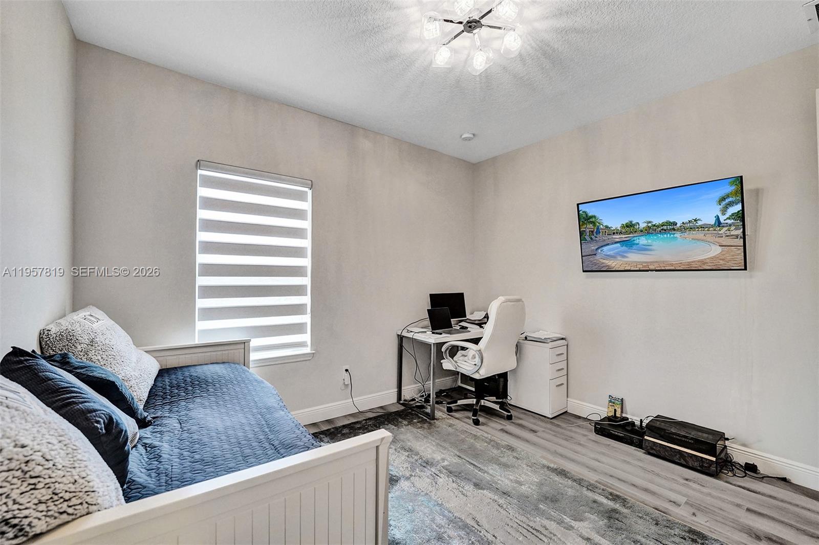 1033 3 / 3 2104 кв.футов $ 2026-02-03 0 Фото