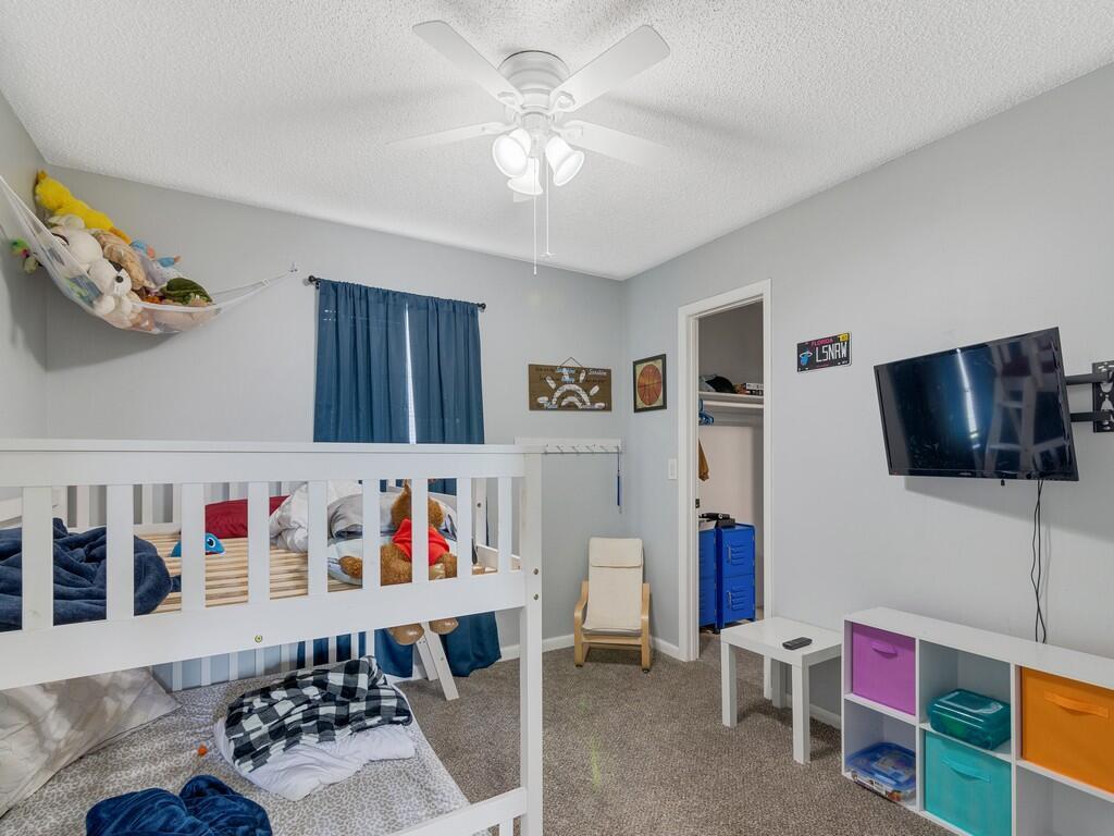 Ver detalles 542 3 / 2 1160 sq. ft. $ 2026-06-14 0 foto