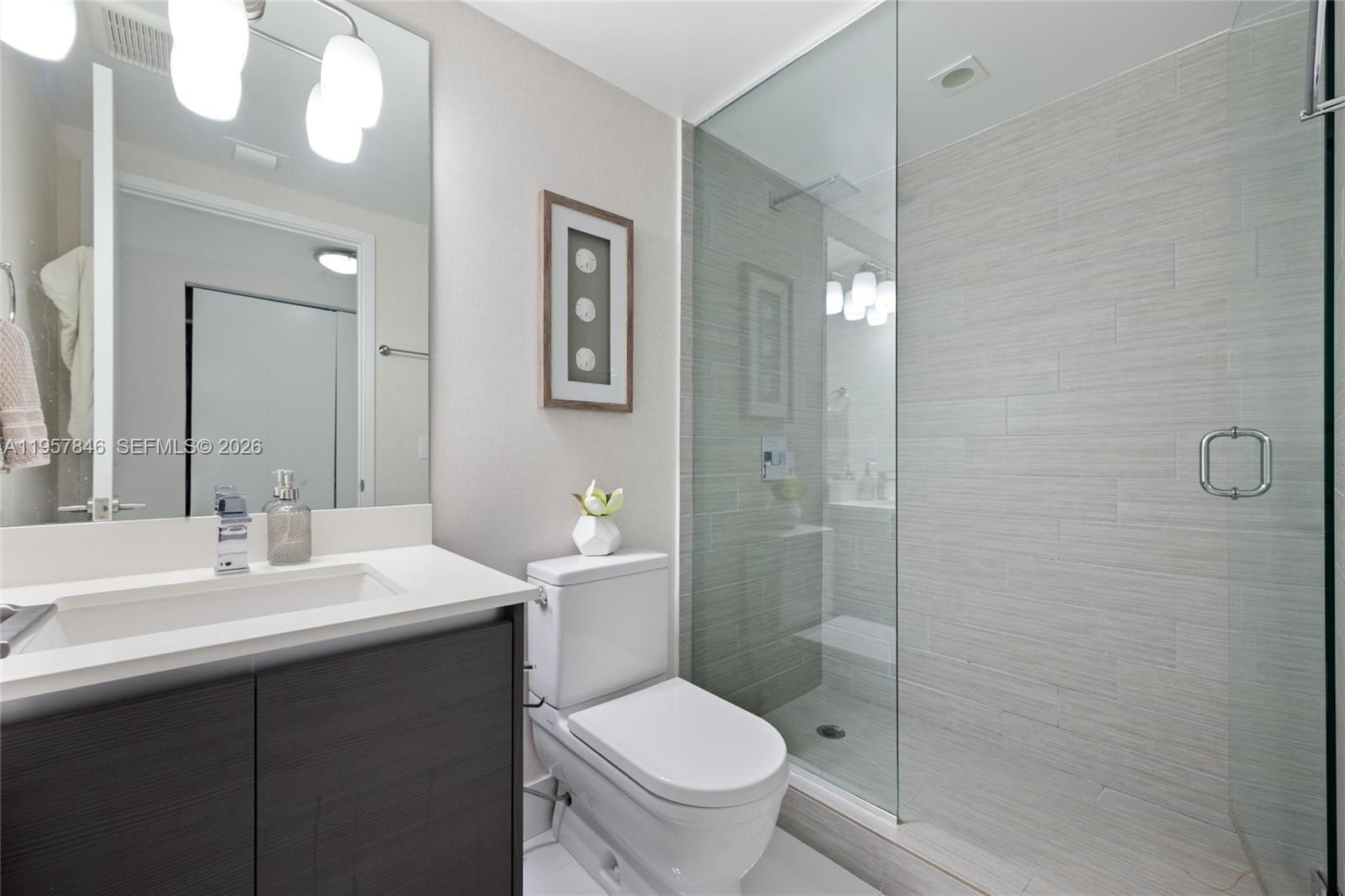 See details 4-1501 3 / 4 1892 sq. ft. $ 2026-02-03 0 Photo