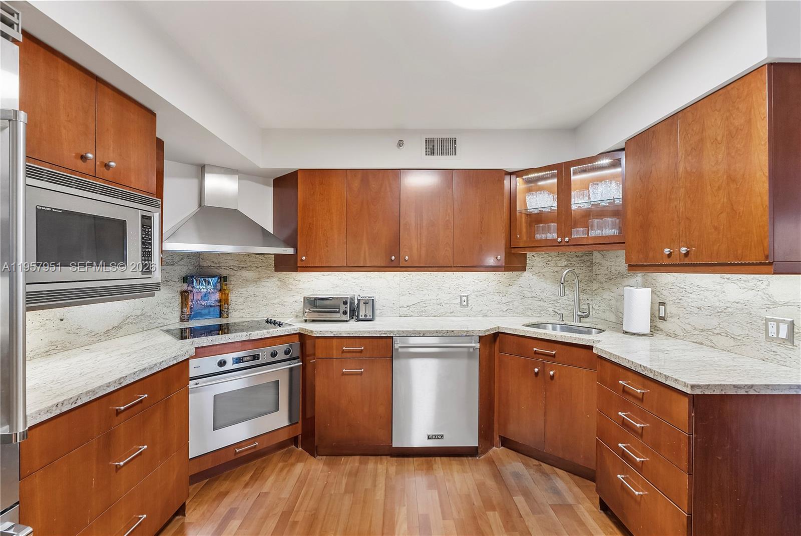 Photo of 3500 Mystic Pointe Dr  #1407, Aventura, Florida, 33180 - 