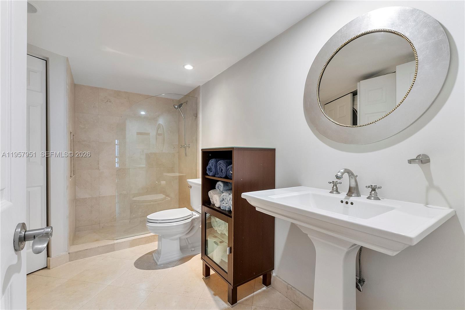 Photo of 3500 Mystic Pointe Dr  #1407, Aventura, Florida, 33180 - 