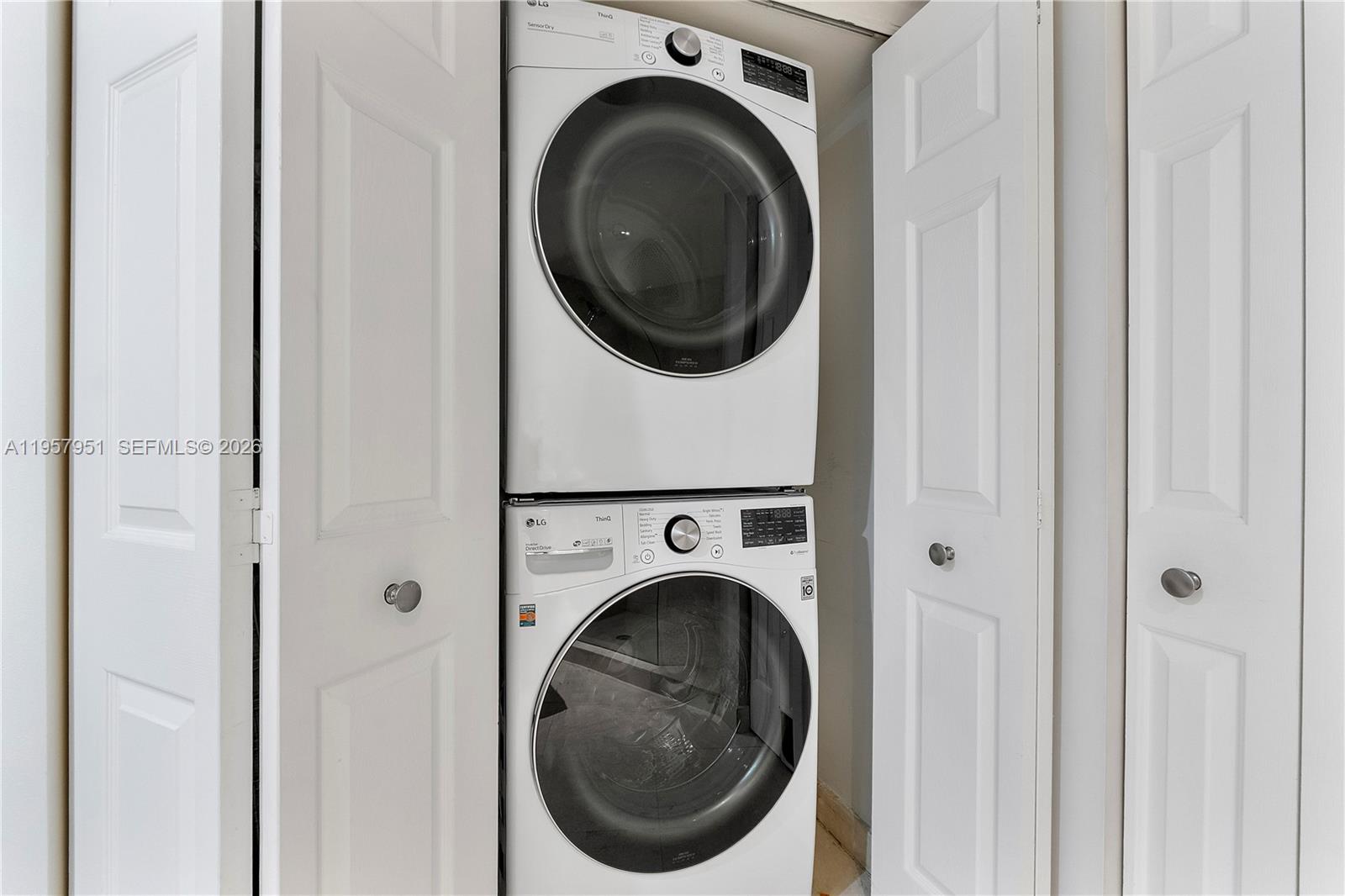 Photo of 3500 Mystic Pointe Dr  #1407, Aventura, Florida, 33180 - 