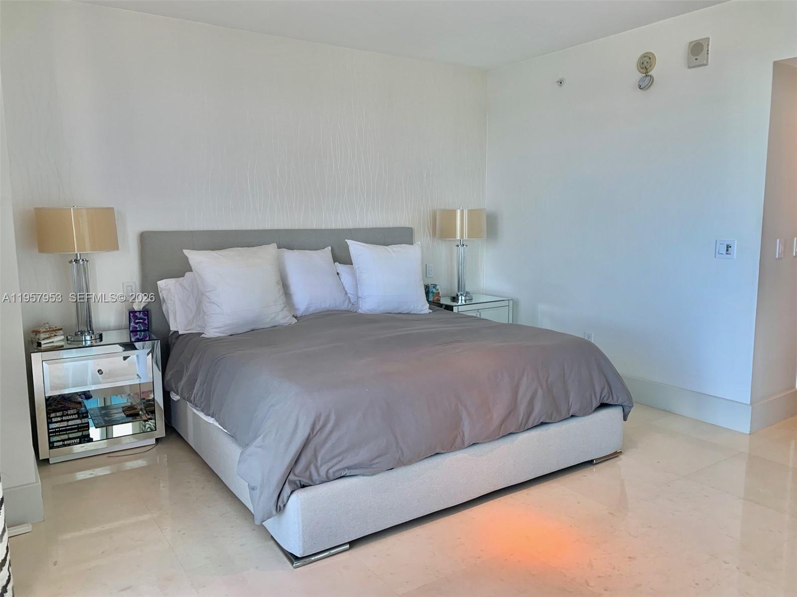 Photo of 3101 Ocean Dr  #1701, Hollywood, Florida, 33019 - 