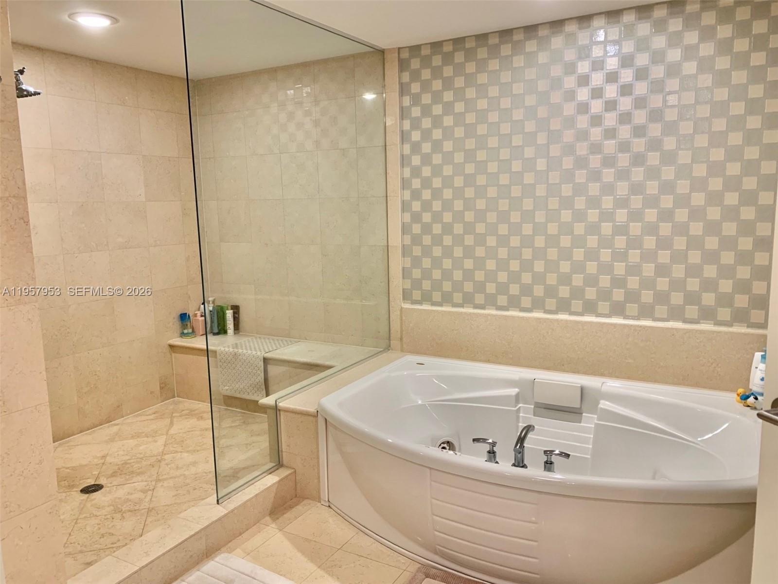 Photo of 3101 Ocean Dr  #1701, Hollywood, Florida, 33019 - 