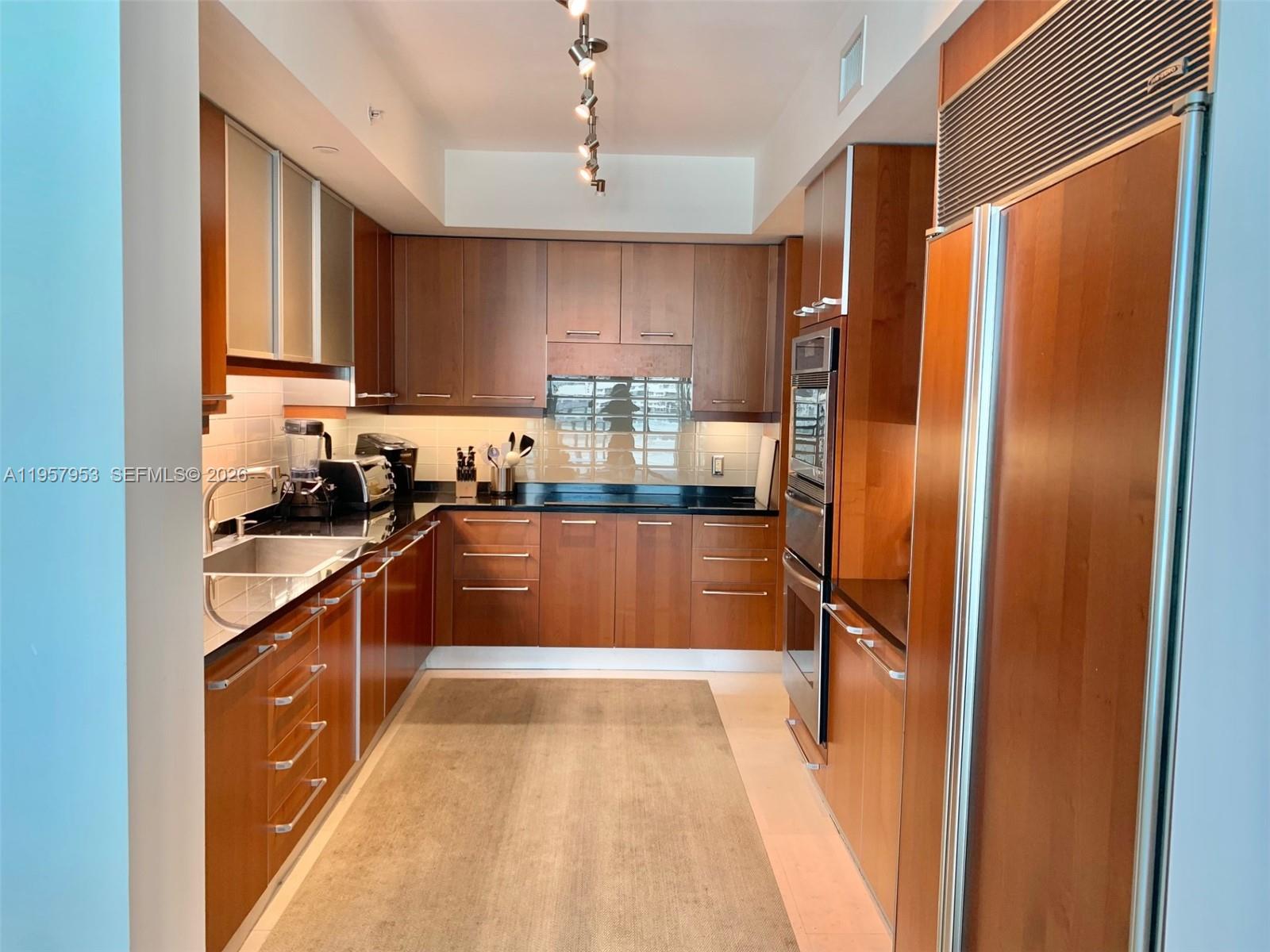 Photo of 3101 Ocean Dr  #1701, Hollywood, Florida, 33019 - 