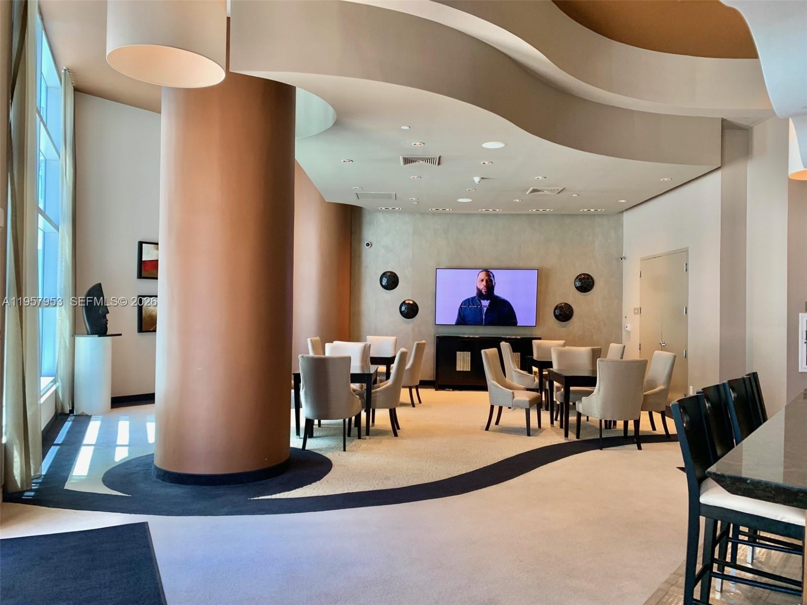 Photo of 3101 Ocean Dr  #1701, Hollywood, Florida, 33019 - 