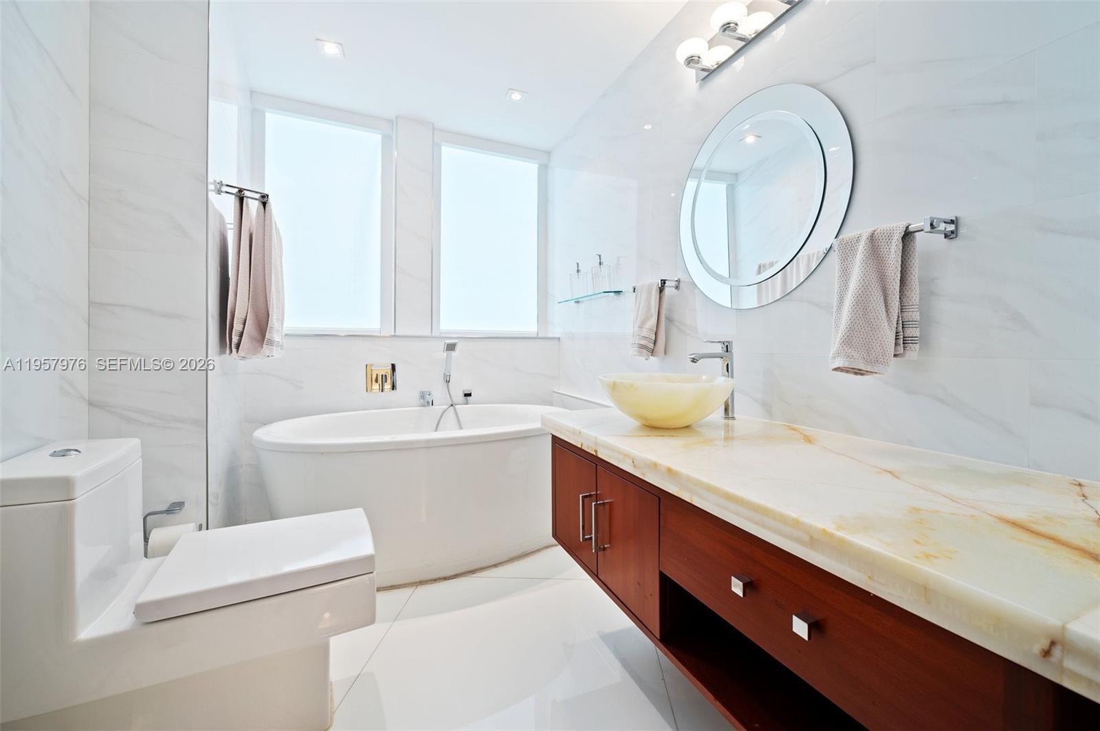 5201 3 / 4 3016 sq. ft. $ 2026-02-03 0 Photo