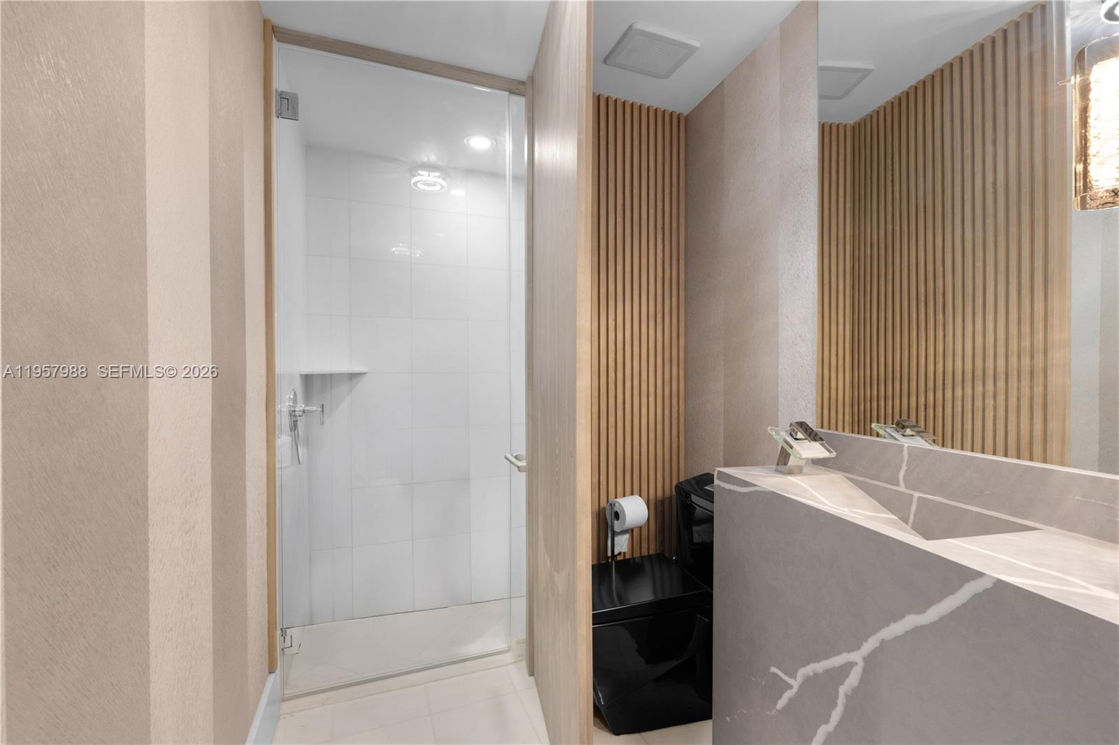 Photo of 2950 188th St  #122, Aventura, Florida, 33180 - 