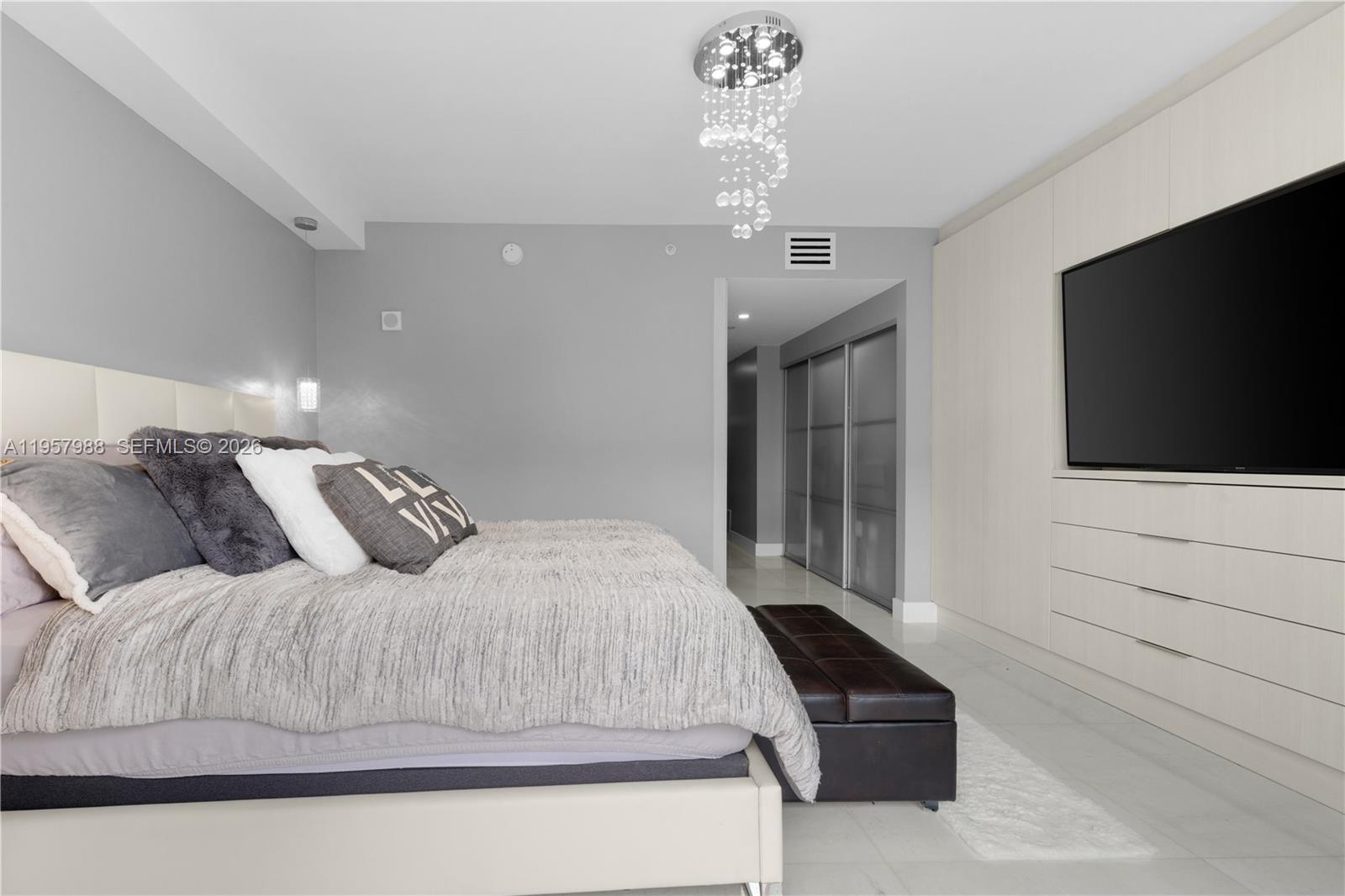 Photo of 2950 188th St  #122, Aventura, Florida, 33180 - 