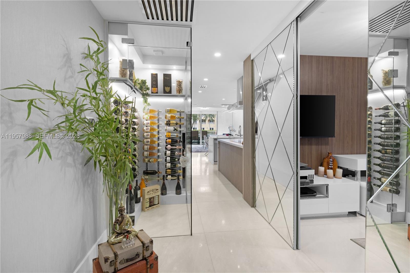 Photo of 2950 188th St  #122, Aventura, Florida, 33180 - 