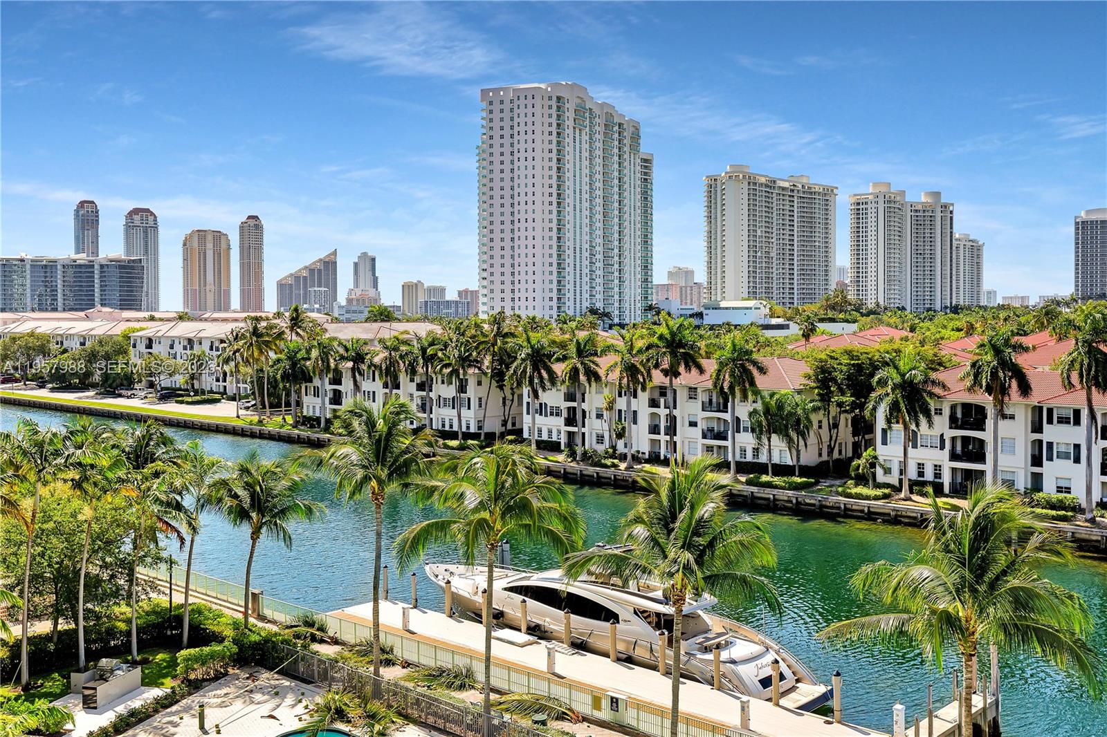 Photo of 2950 188th St  #122, Aventura, Florida, 33180 - 