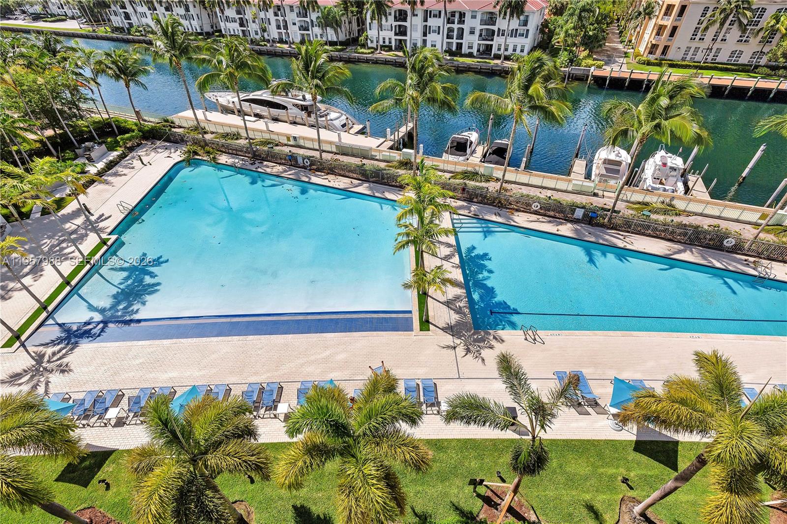 Photo of 2950 188th St  #122, Aventura, Florida, 33180 - 