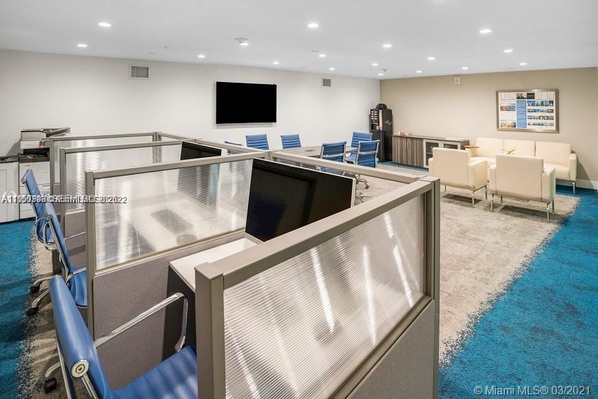 Photo of 2950 188th St  #122, Aventura, Florida, 33180 - 