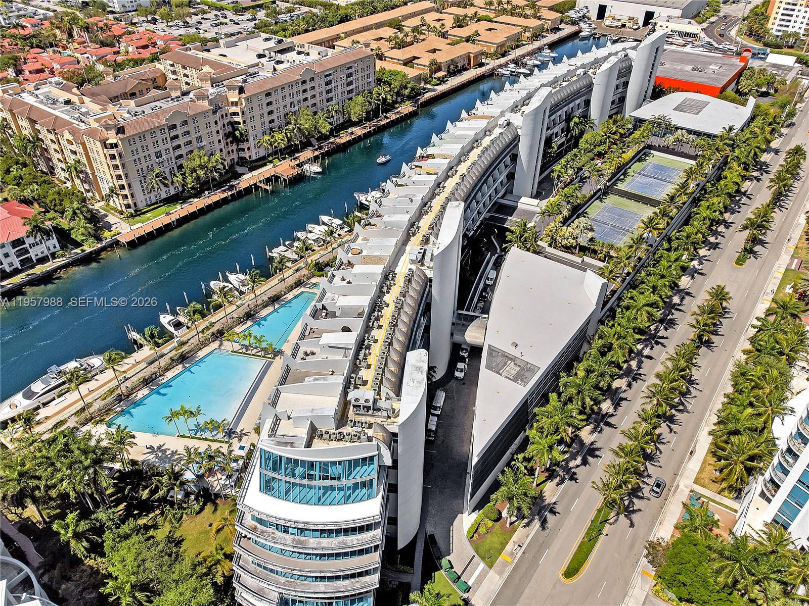 Photo of 2950 188th St  #122, Aventura, Florida, 33180 - 