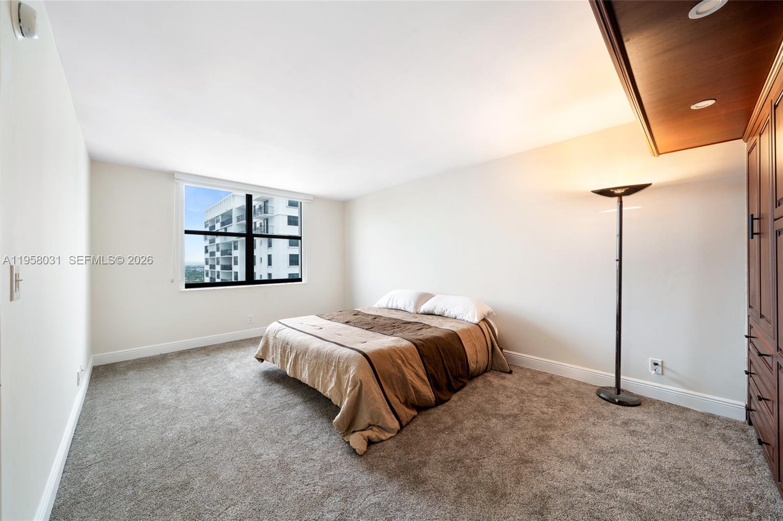 Photo of 2301 Ocean Dr  #2507, Hollywood, Florida, 33019 - 