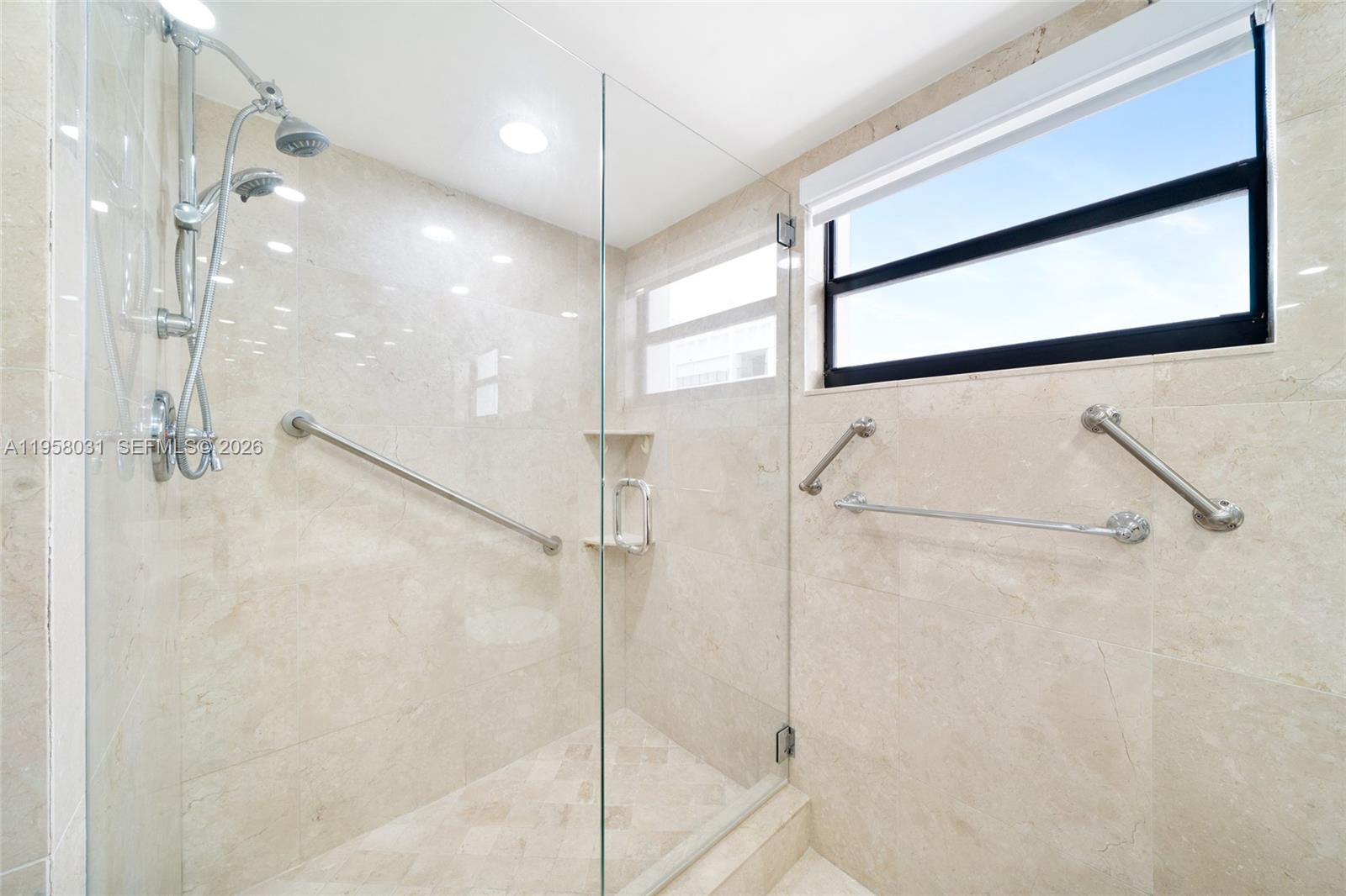 Photo of 2301 Ocean Dr  #2507, Hollywood, Florida, 33019 - 