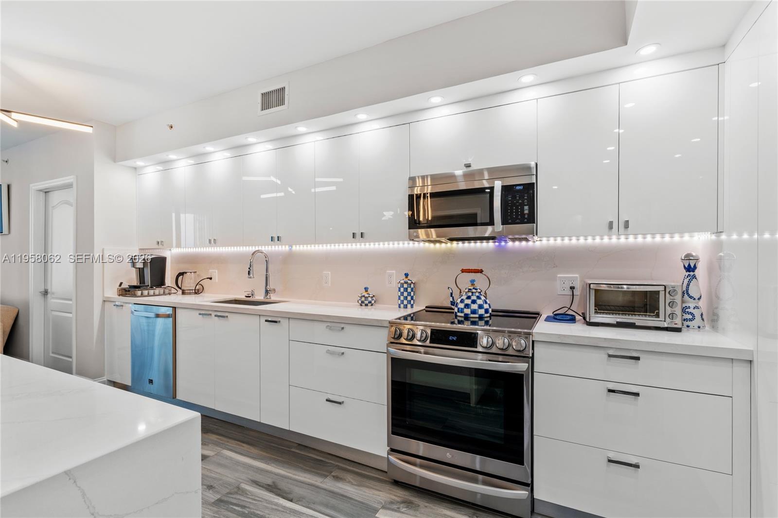 Photo of 17555 Atlantic Blvd  #UPH3, Sunny Isles Beach, Florida, 33160 - 