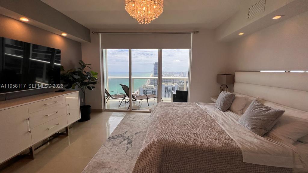 3404 3 / 3 1675 sq. ft. $ 2026-03-24 0 foto