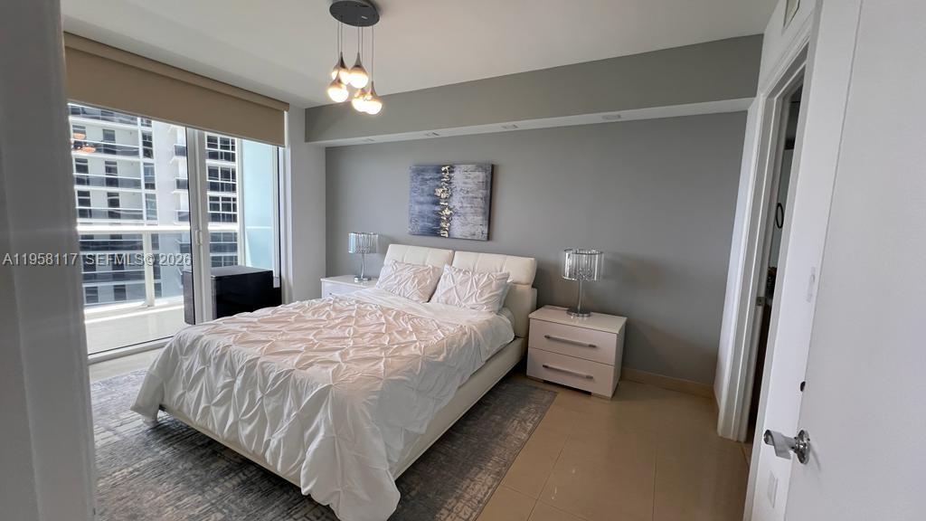 3404 3 / 3 1675 sq. ft. $ 2026-03-24 0 foto