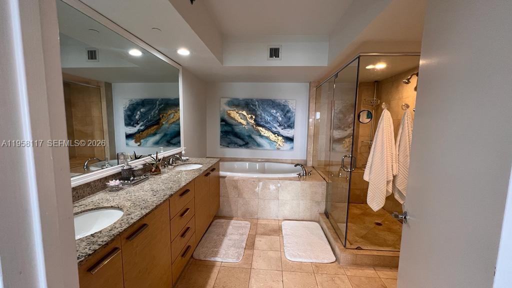 3404 3 / 3 1675 sq. ft. $ 2026-03-24 0 foto