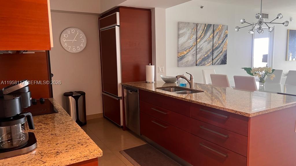 3404 3 / 3 1675 sq. ft. $ 2026-03-24 0 foto