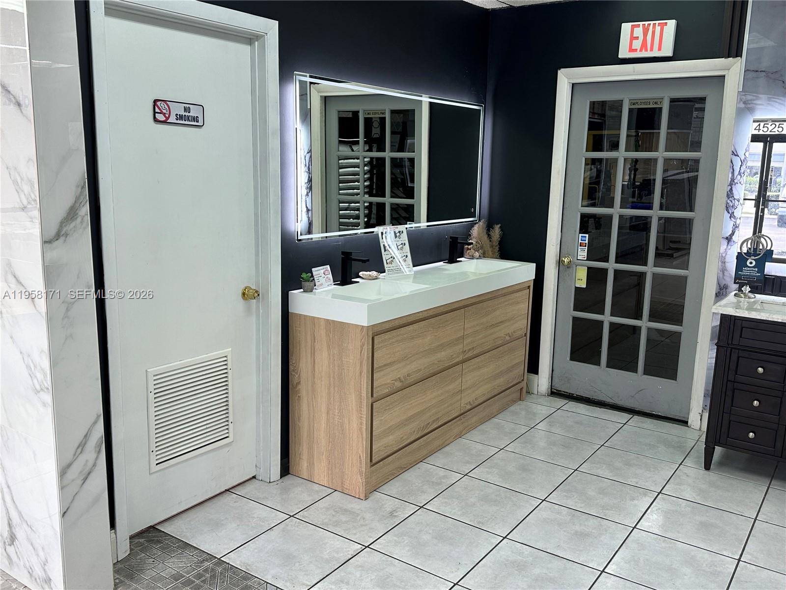   /   sq. ft. $ 2026-02-03 0 Photo