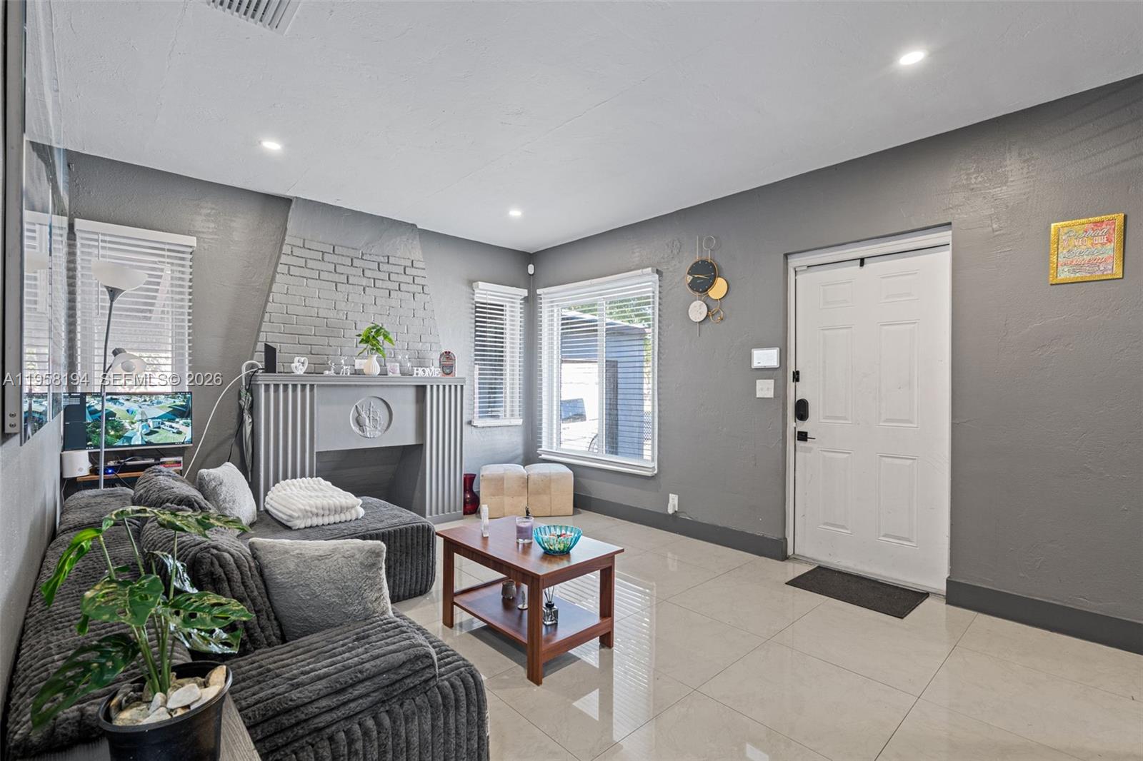   /  1040 sq. ft. $ 2026-02-03 0 Photo