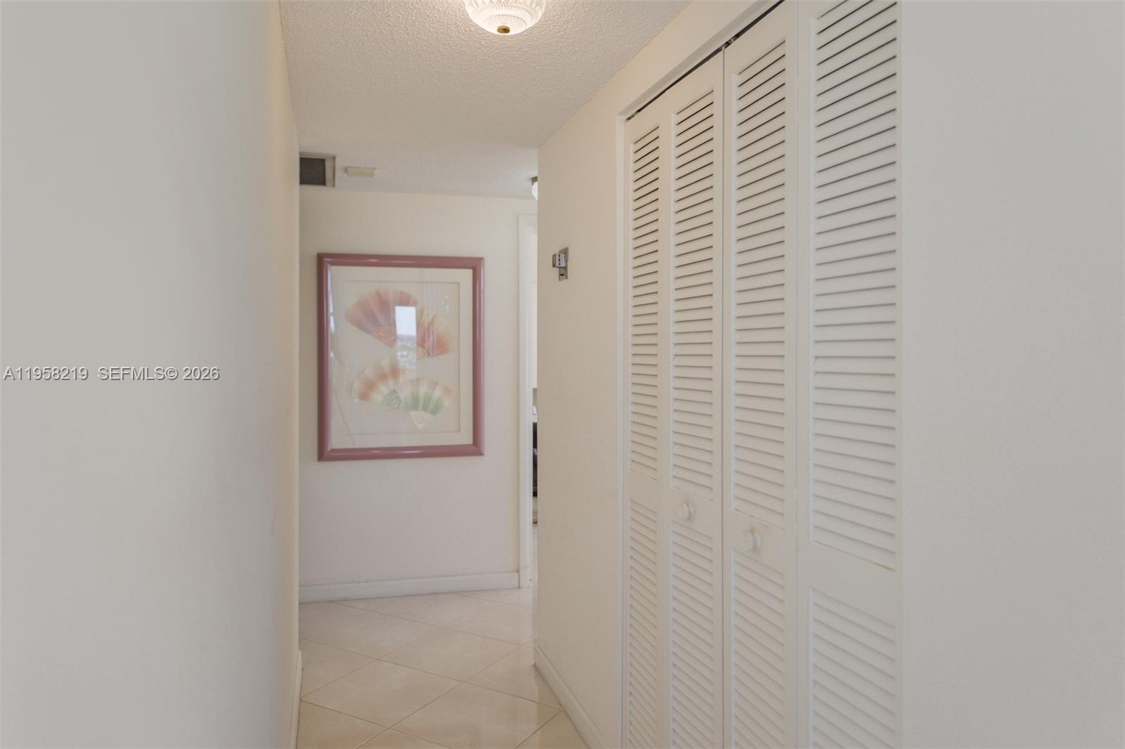 See details 12R 2 / 2 1275 sq. ft. $ 2026-02-03 0 Photo