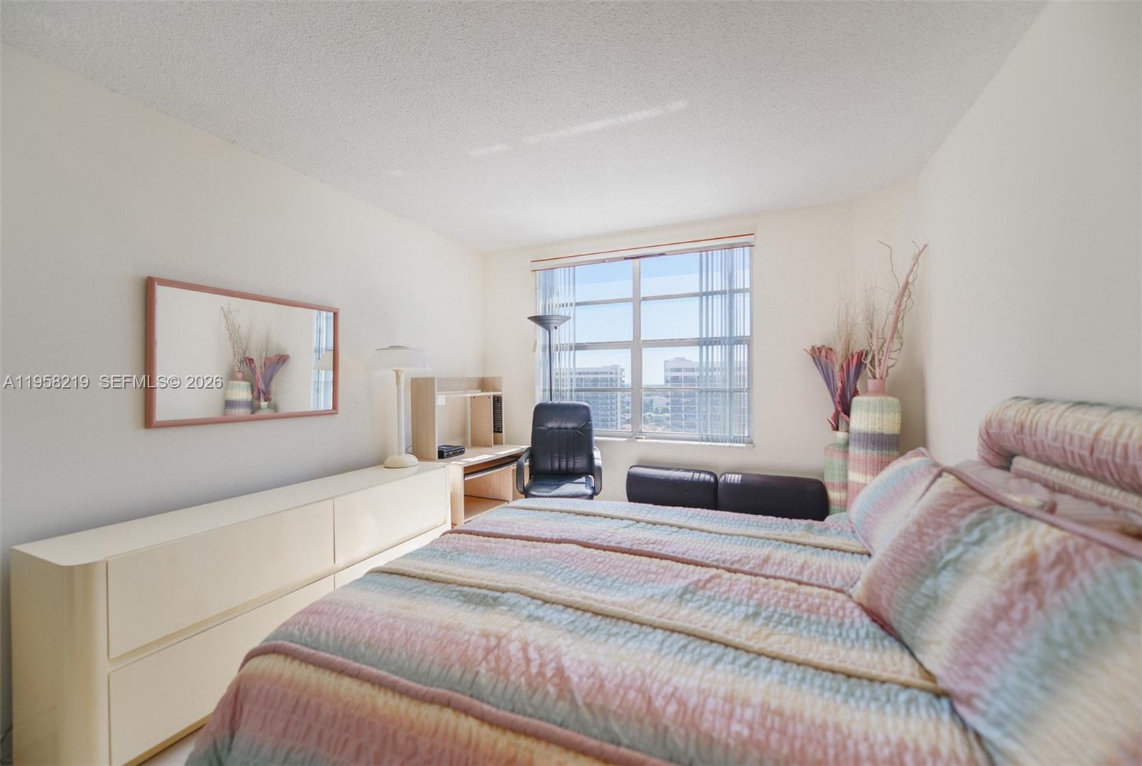 See details 12R 2 / 2 1275 sq. ft. $ 2026-02-03 0 Photo