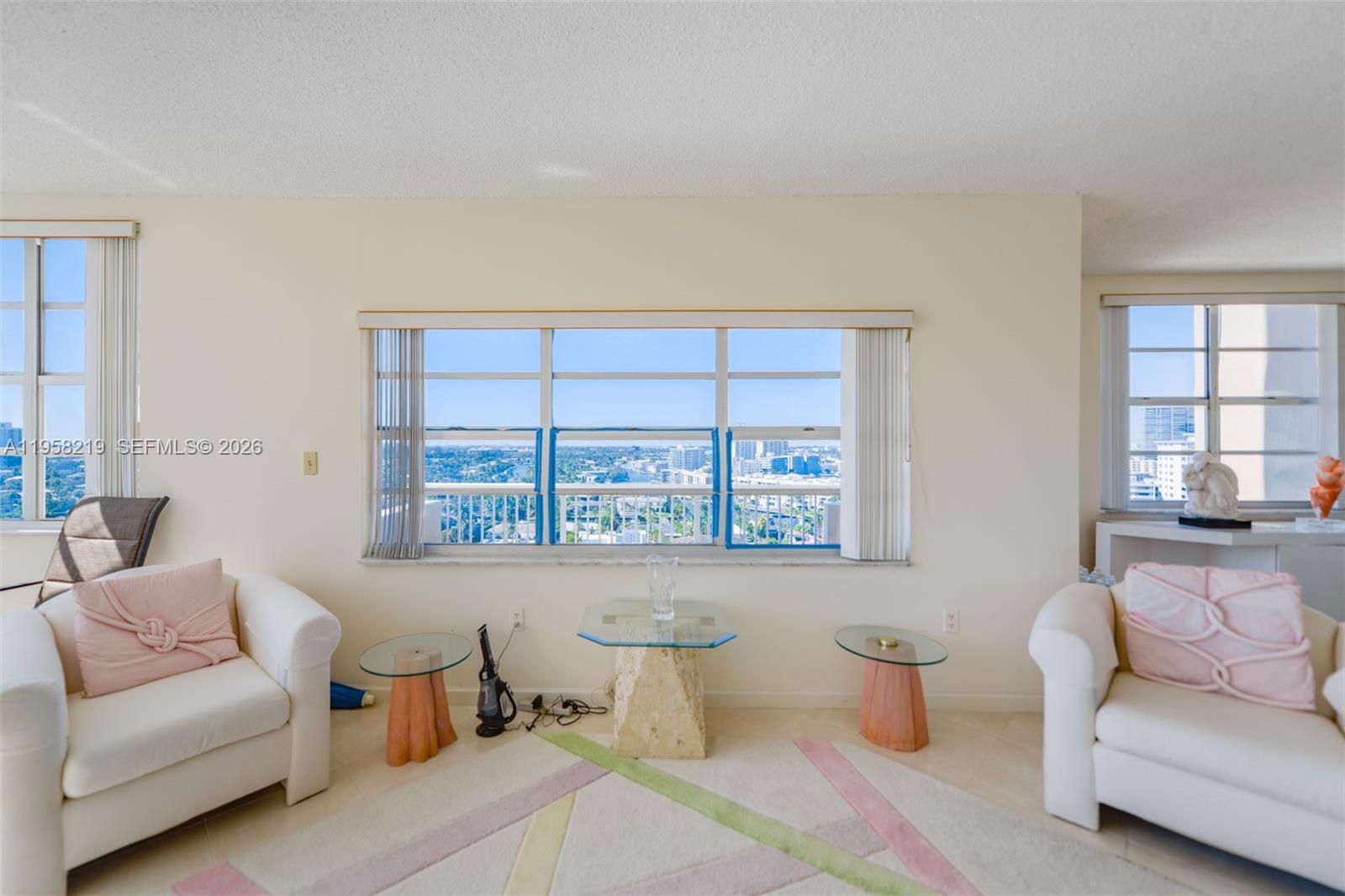 See details 12R 2 / 2 1275 sq. ft. $ 2026-02-03 0 Photo