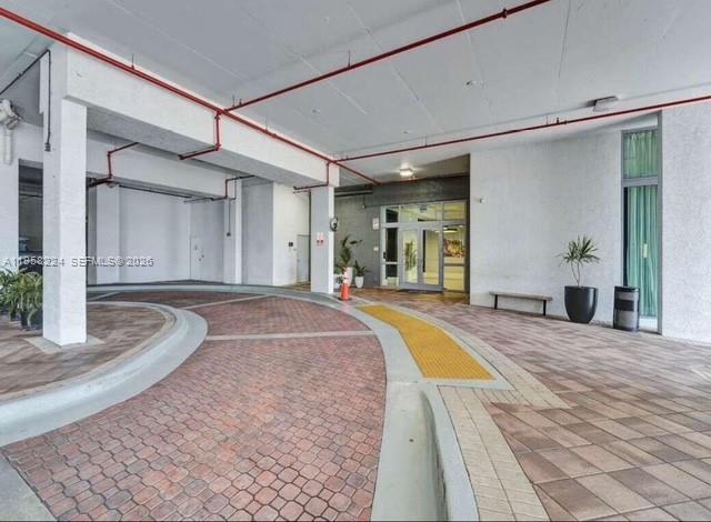 Photo of 140 Dixie Hwy  #703, Hollywood, Florida, 33020 - 