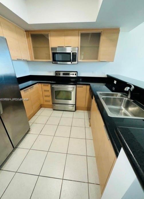 Photo of 140 Dixie Hwy  #703, Hollywood, Florida, 33020 - 