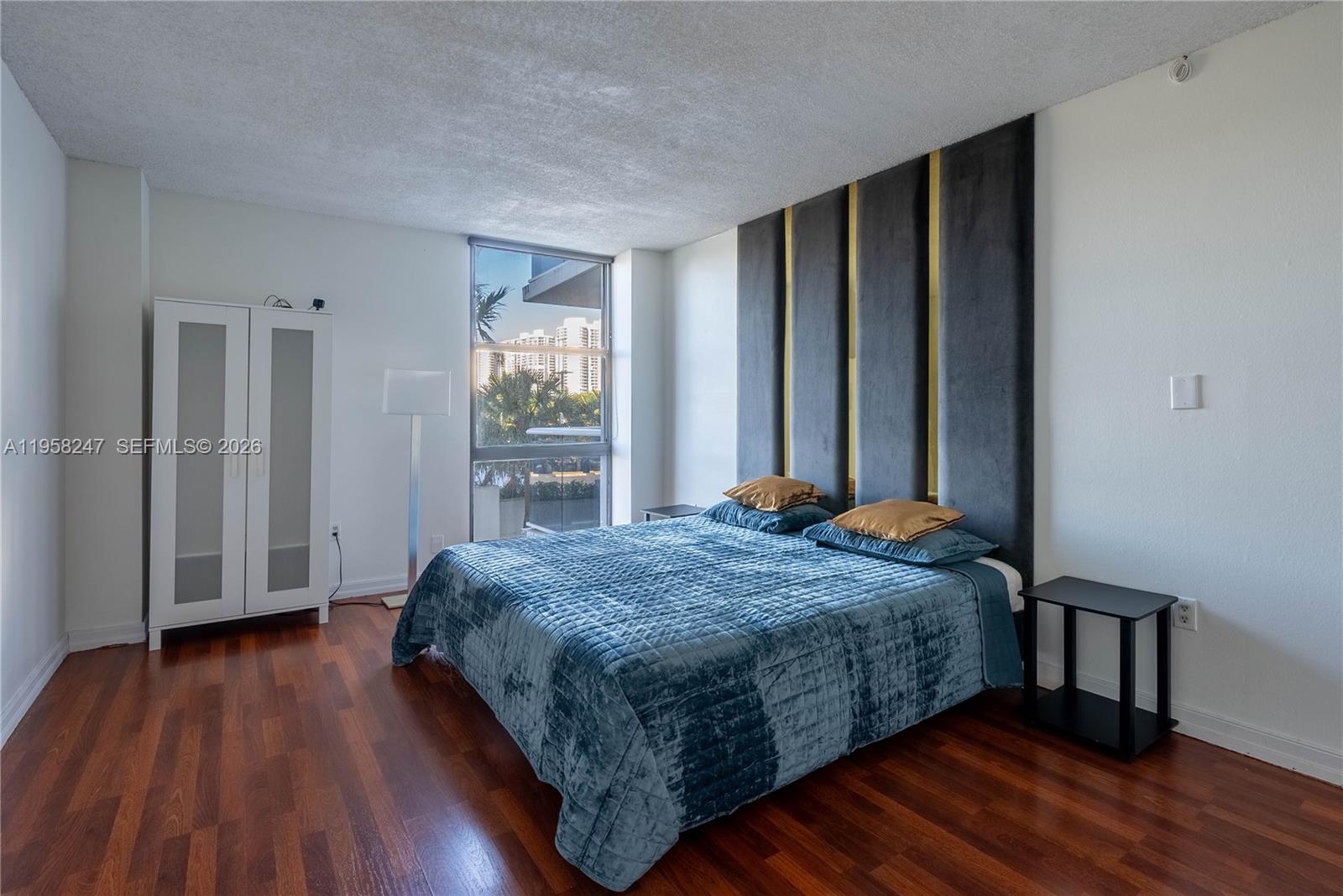 Photo of 3675 Country Club Dr  #201, Aventura, Florida, 33180 - 