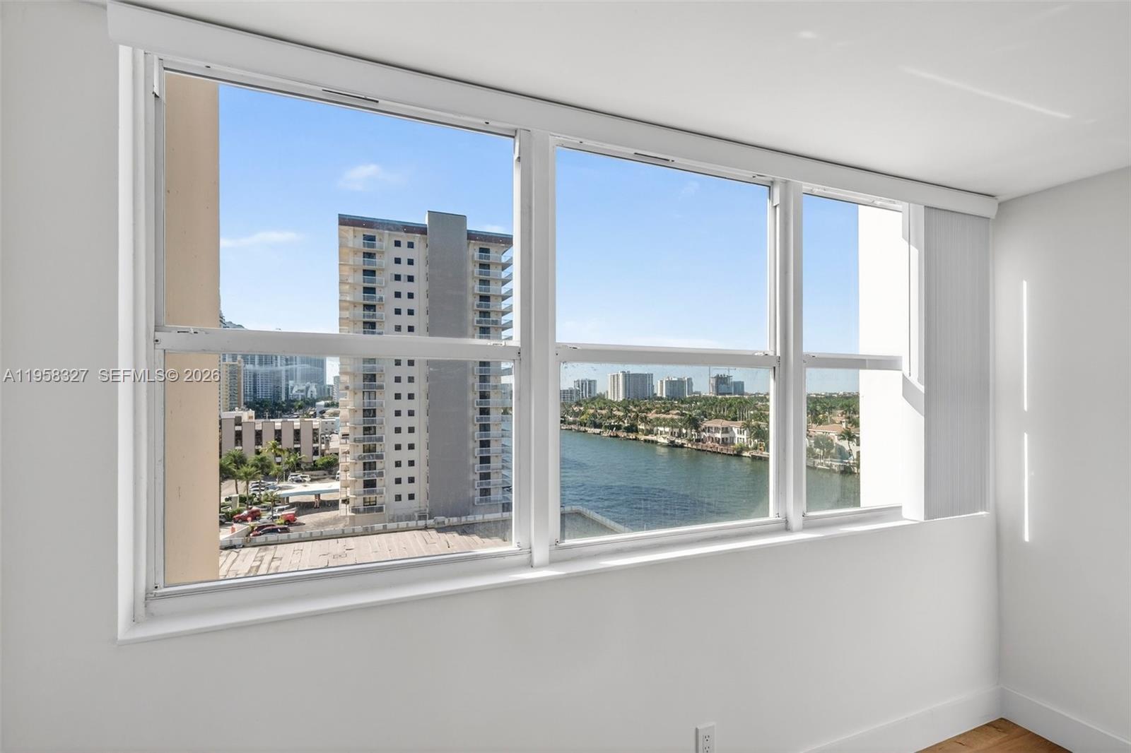 Photo of 1410 Ocean Dr  #808, Hollywood, Florida, 33019 - 