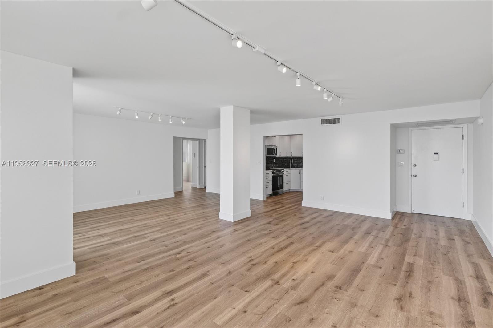 Photo of 1410 Ocean Dr  #808, Hollywood, Florida, 33019 - 