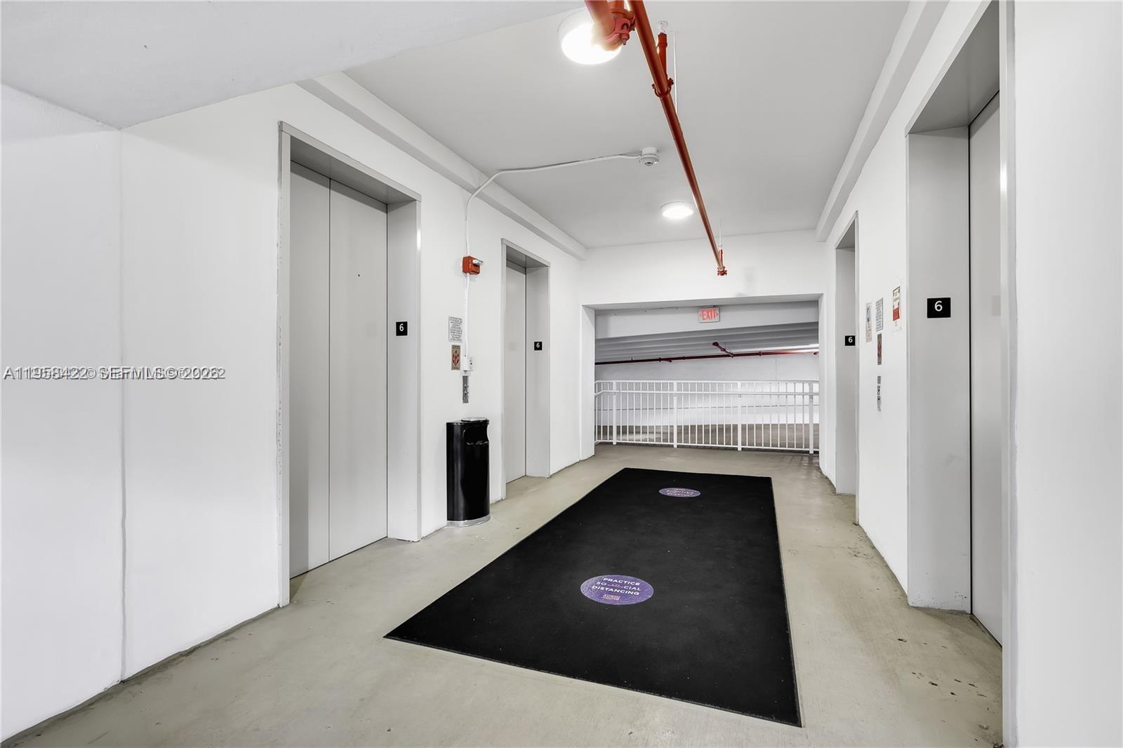 1007  /   кв.футов $ 2026-02-03 0 Фото