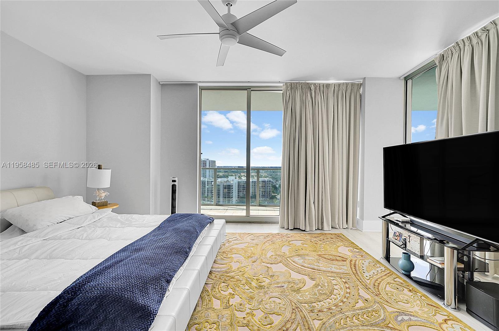 Photo of 3101 OCEAN  #1802, Hollywood, Florida, 33019 - 