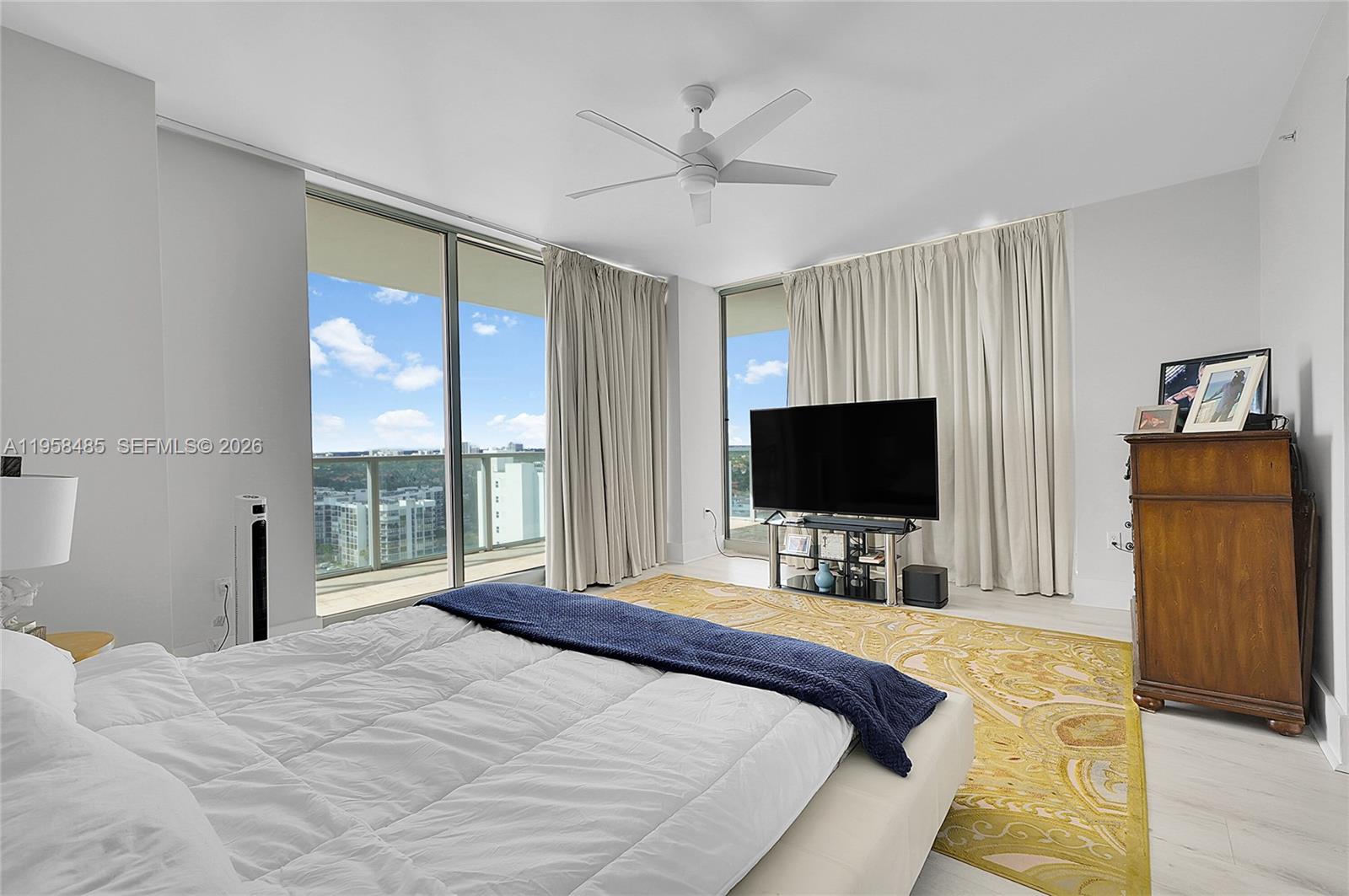 Photo of 3101 OCEAN  #1802, Hollywood, Florida, 33019 - 