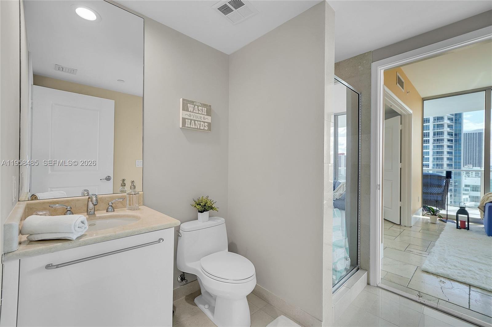 Photo of 3101 OCEAN  #1802, Hollywood, Florida, 33019 - 