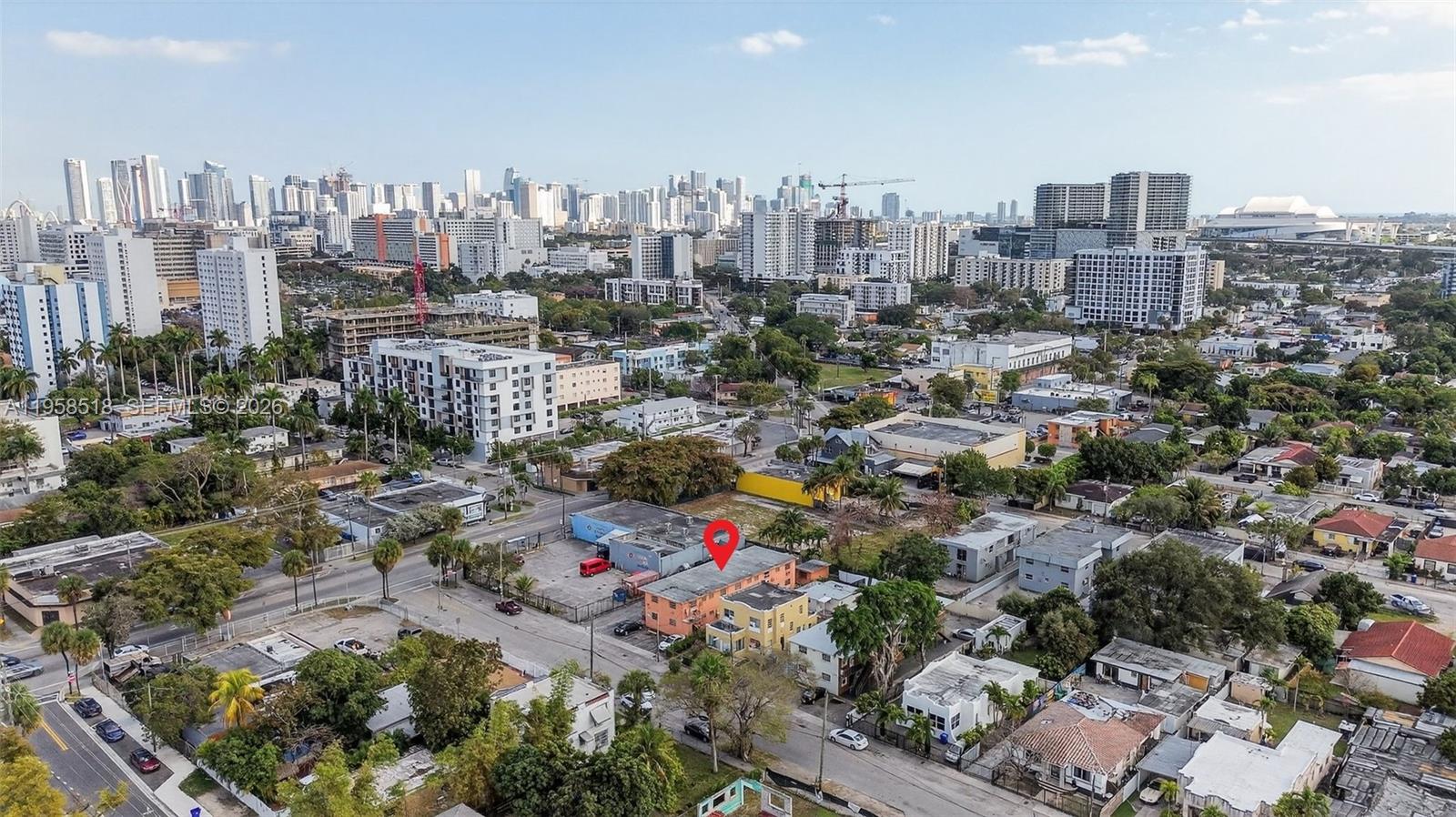   /  4952 кв.футов $ 2026-02-04 0 Фото